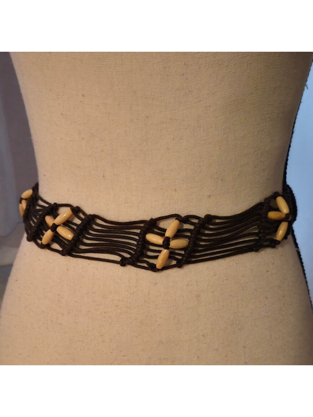Vintage 70's-80's Handcrafted Macrame Cord Waist Belt w/Carved Accent Beads